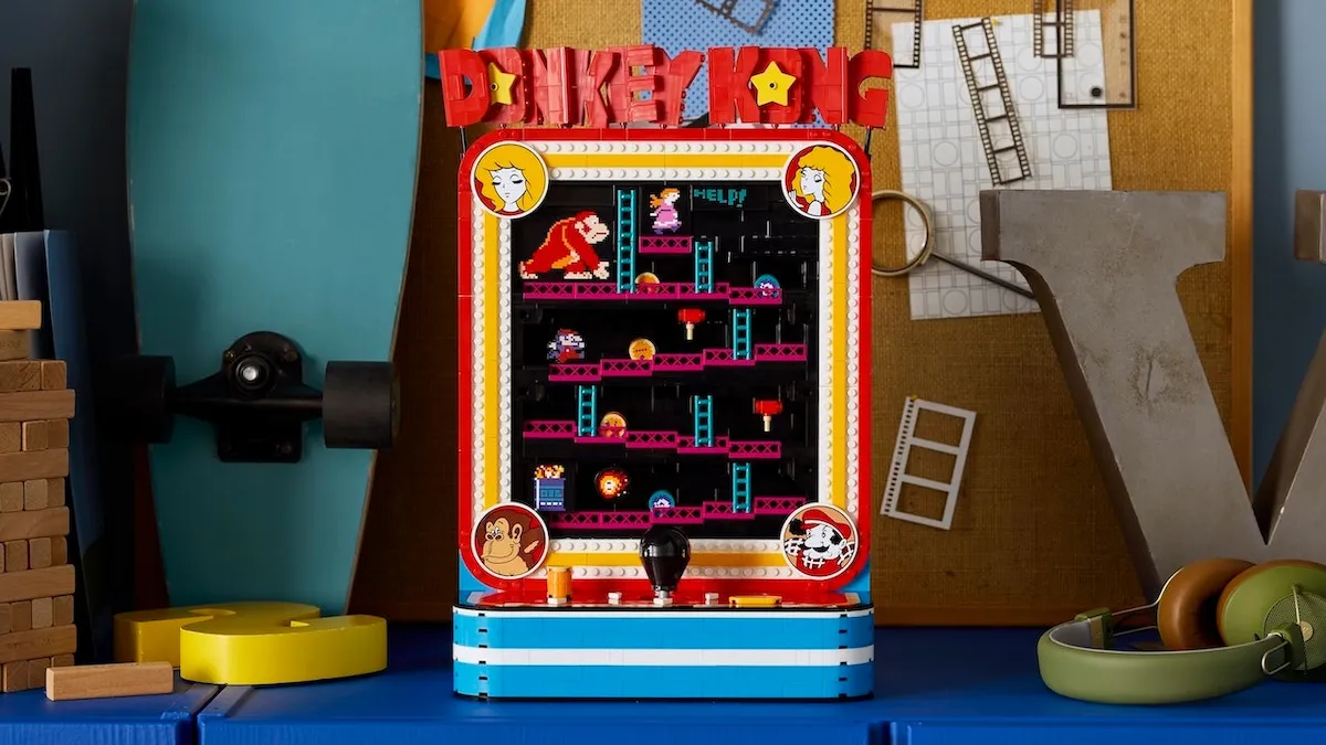 LEGO Unveils $199.99 Donkey Kong Arcade Set: Interactive 1,367-Piece Build Arrives August 1